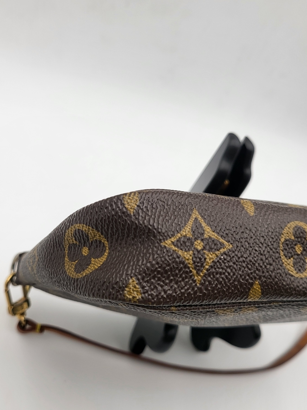 Louis Vuitton Brown Monogram Pochette Accessoires Shoulder Bag, Auth. w/COA. - Picture 9 of 15